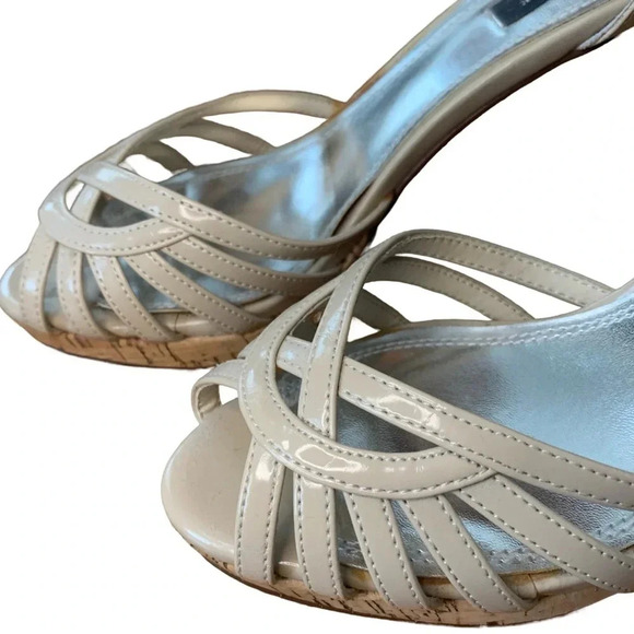 White House Black Market Bone Colored Strappy Sandals w/ Corkscrew Heel Detail. - Picture 3 of 6